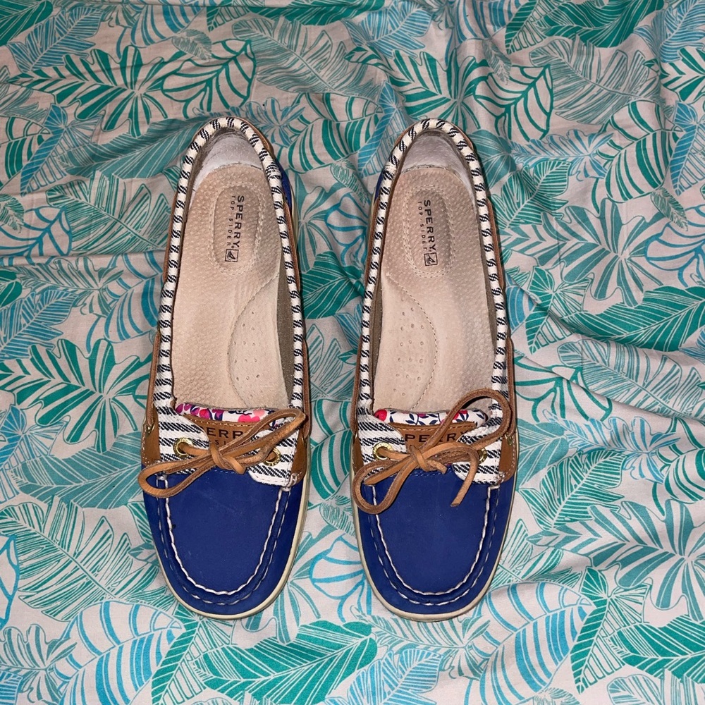 Sperry boat shoes